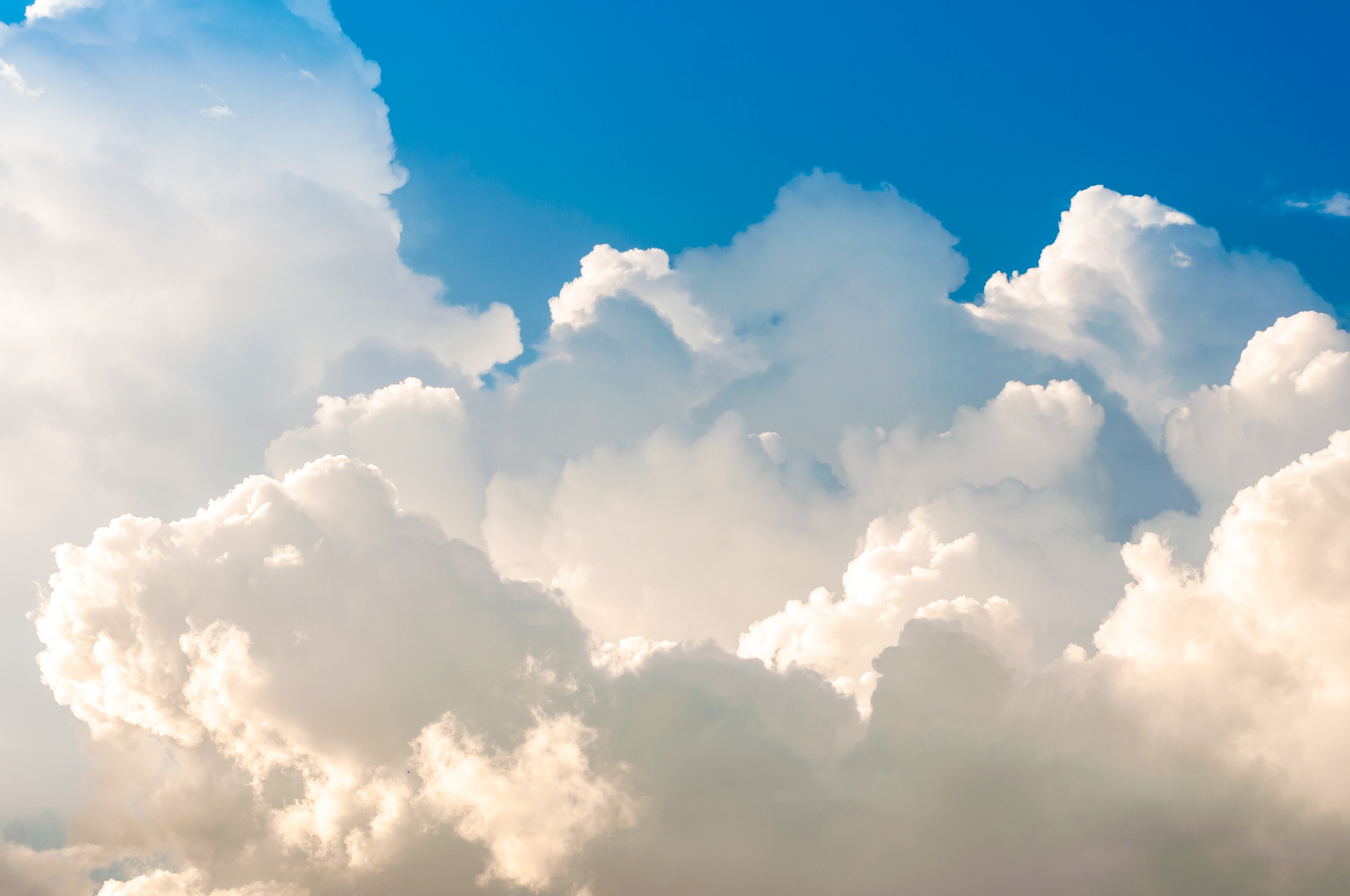4 Considerations When Selecting the Right Cloud Provider